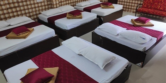 thirukadaiyur_hotels-15-01